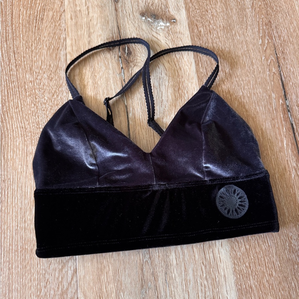 Beyond Yoga X SoulCycle Black Velvet Bralette‎ Size S